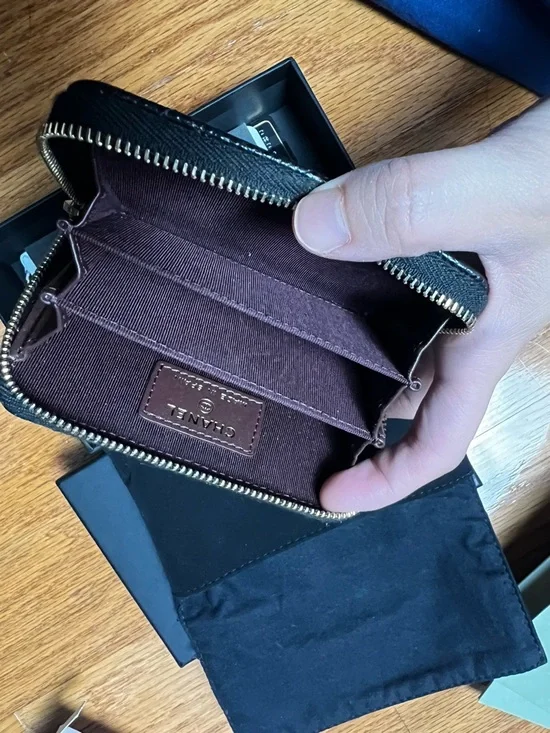 CHANEL Black Quilted Caviar Leather Card Case with Gold Logo - Picture 11 of 11